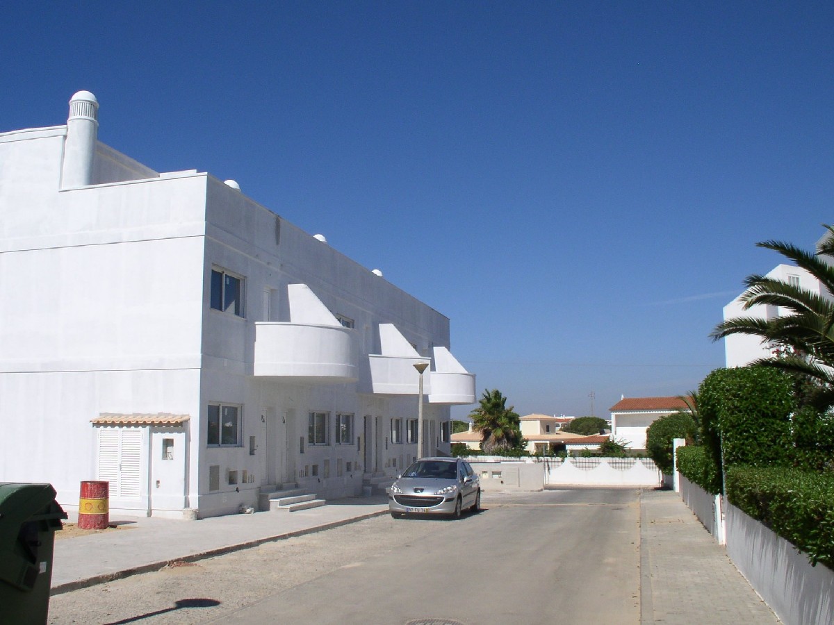 Brand new townhouses in walking distance to the beach Brand new townhouses in walking distance to the beach