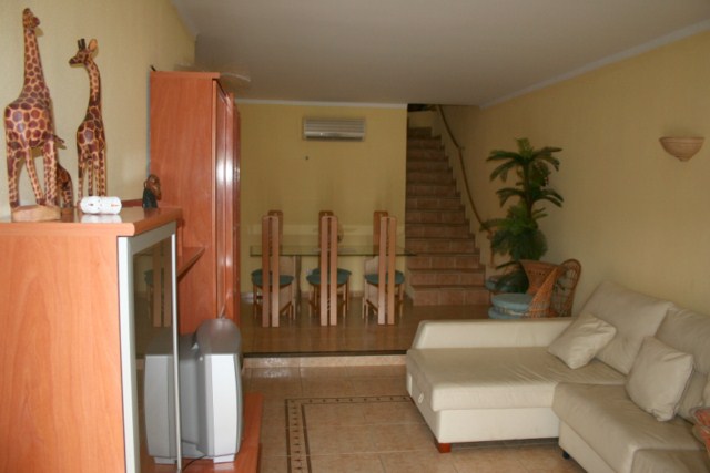 Duplex-apartment in quiet and private area ! 