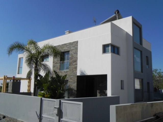 New modern villa with pool for sale near Boliquieme with very nice views
