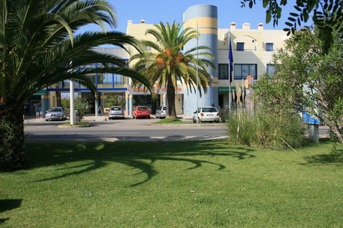 Commercial property near the Marina