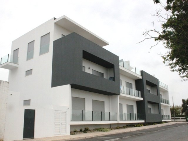 High-quality T1 & T2 apartments only 500m from waterfront 