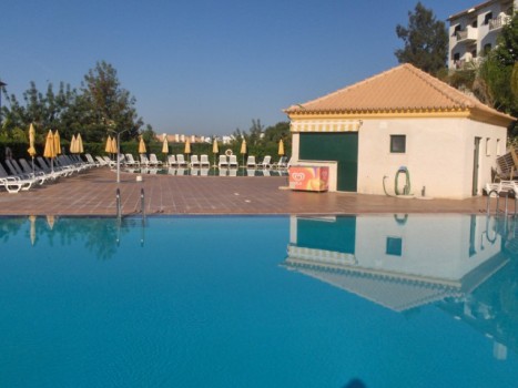 Studio with two communal pools and tennis court in Tavira 