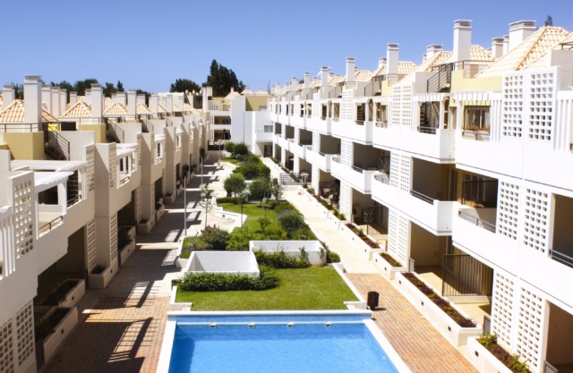 T1 and T2 duplex apartments at 100m from Cabanas waterfront 