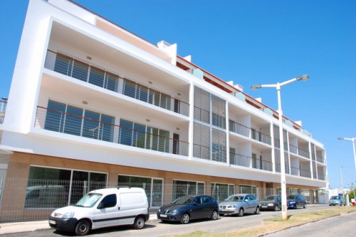 Spacious & luxurious T1 and T2 apartments in centre Alvor 