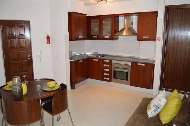 Renovated T0 -T2 apartments in center of Burgau 30m from beach
