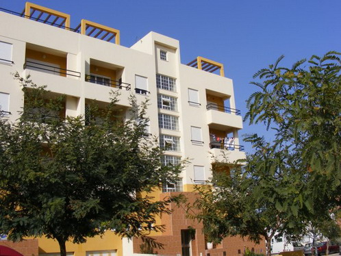 Well-designed 3 bedroom apartment near sea and golf 