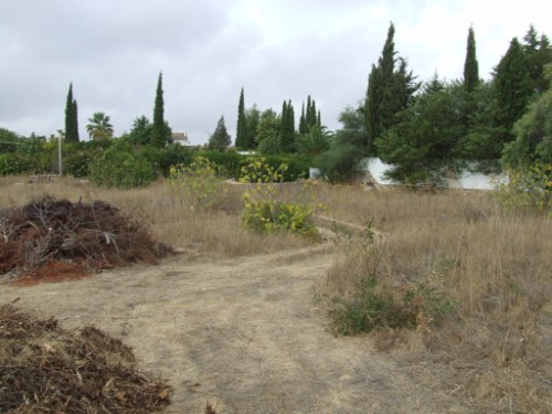 Large building plot on Estate near Portimao