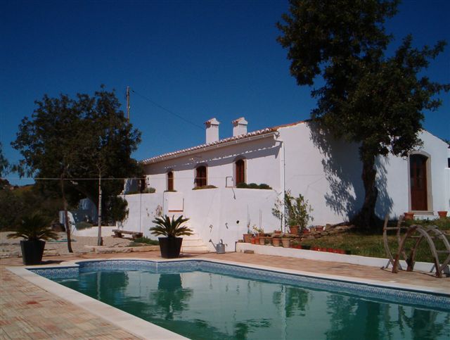 Renovated Portuguese farmhouse with stunning views Renovated Portuguese farmhouse with stunning views