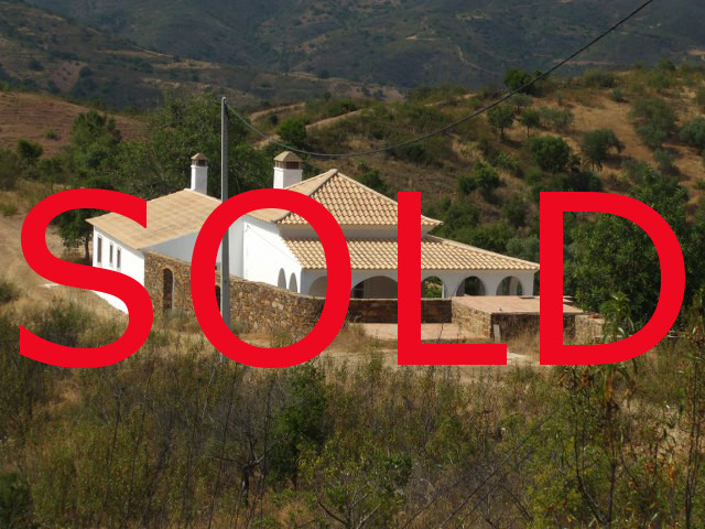 Lovely 2+1-bedroom villa enjoying wonderful mountain views