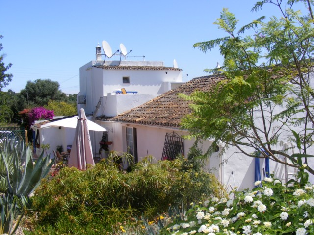 Large converted farmhouse consisting of 4 self contained properties  