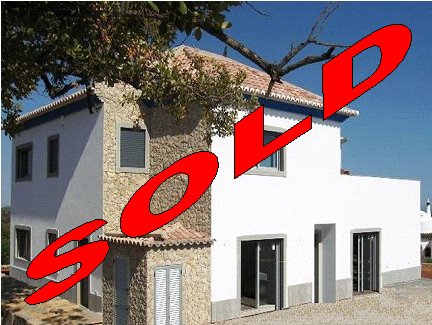 New 4 bed villa enjoying far reaching mountain and sea views  