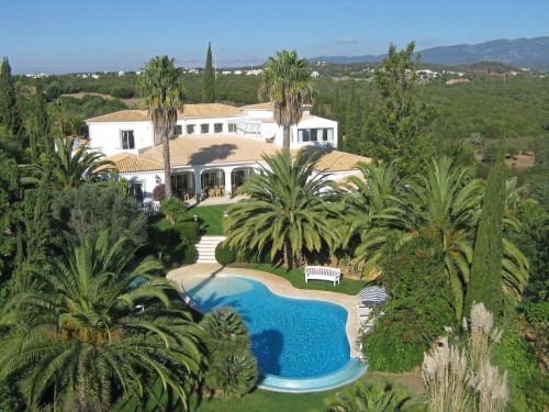 Magnificent large 7 bedroom country house, reduced from 1.850.000 €