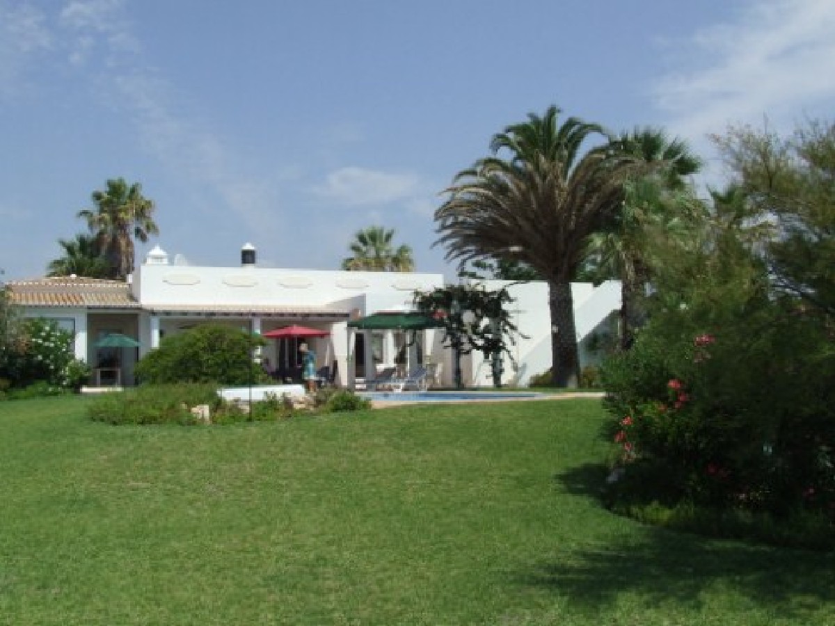 villa for sale Carvoeiro villa for sale Carvoeiro