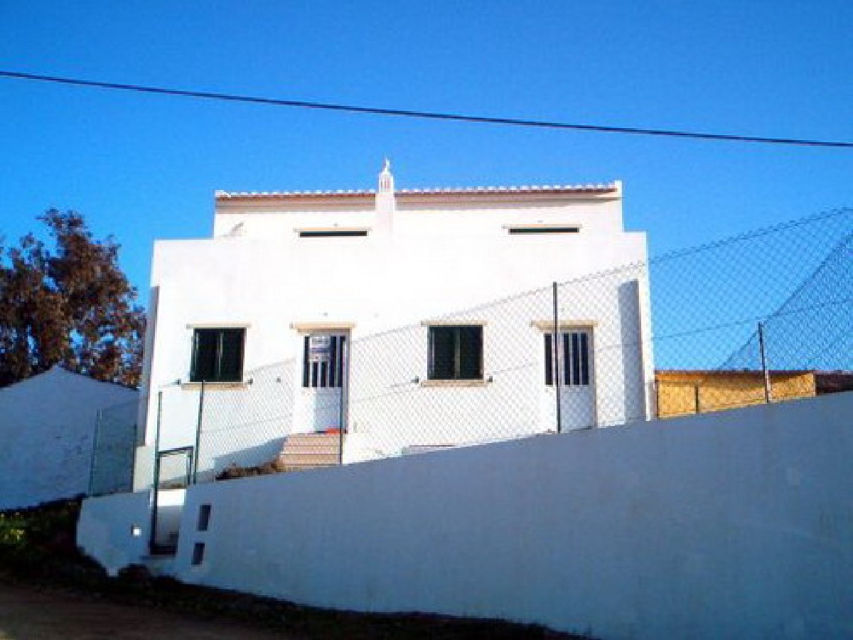 Two bedroom villa in rural environment with lovely views 