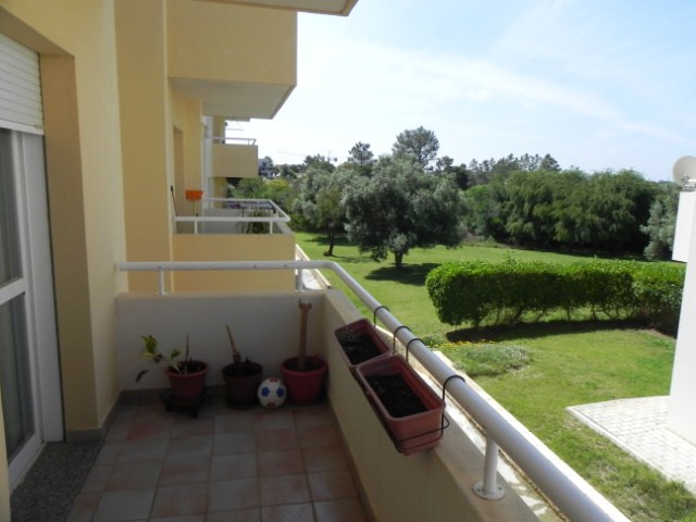 Spacious 3-bedroom apartment in a pleasant urbanisation 