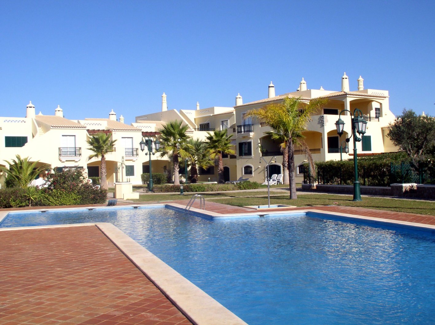 Wonderful 2-bedroom ground floor apartment