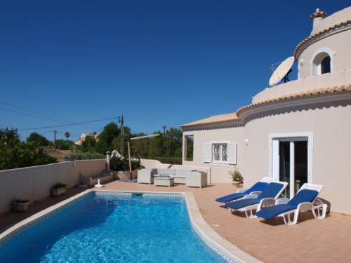 Beautiful Villa in quiet and private area near Vilamoura